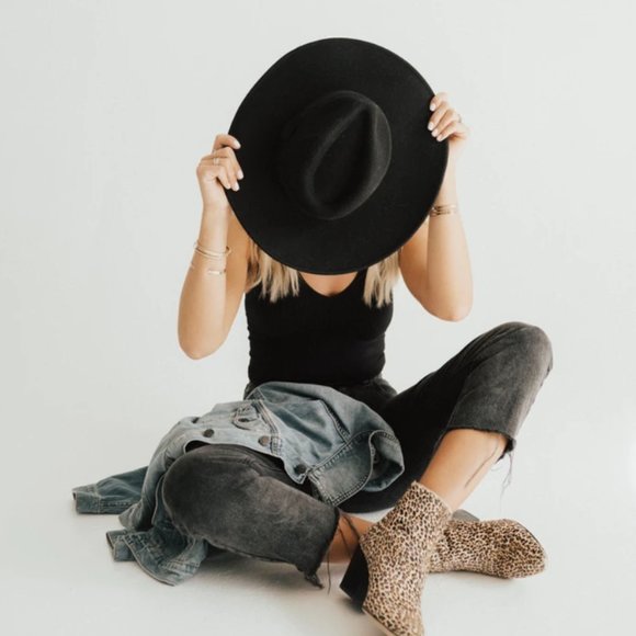 Carly Jean Los Angeles CJLA Chelsea Wool Hat Black - Picture 3 of 7